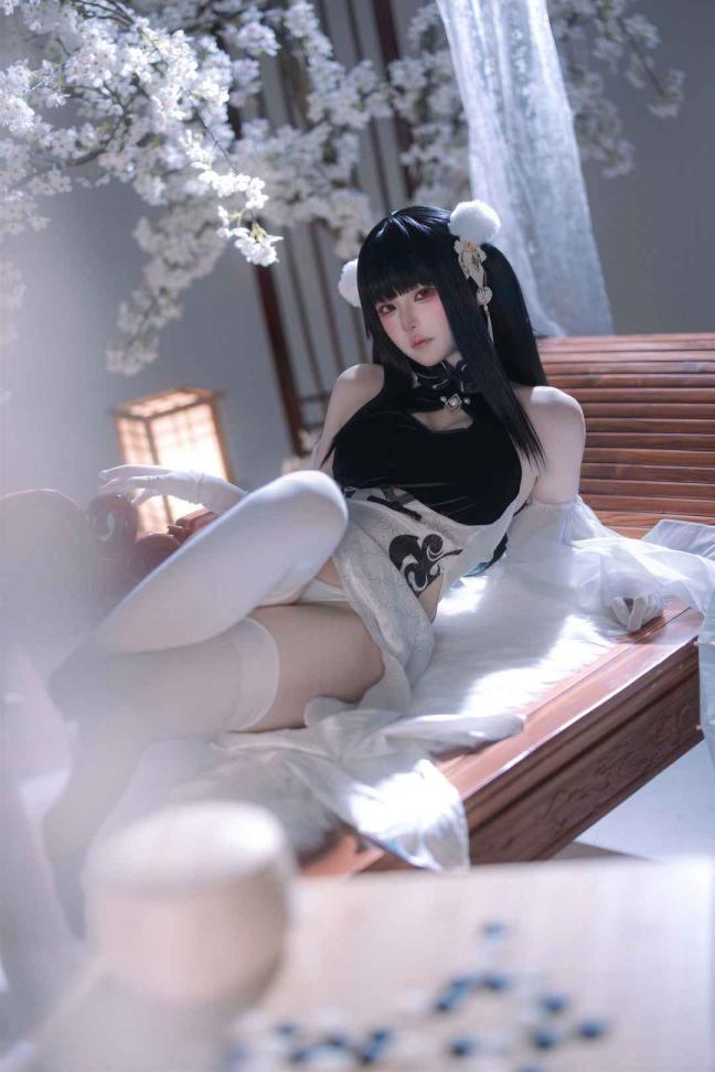 https://11.coserse.cc/i/2026/07/14/y23eru.jpg