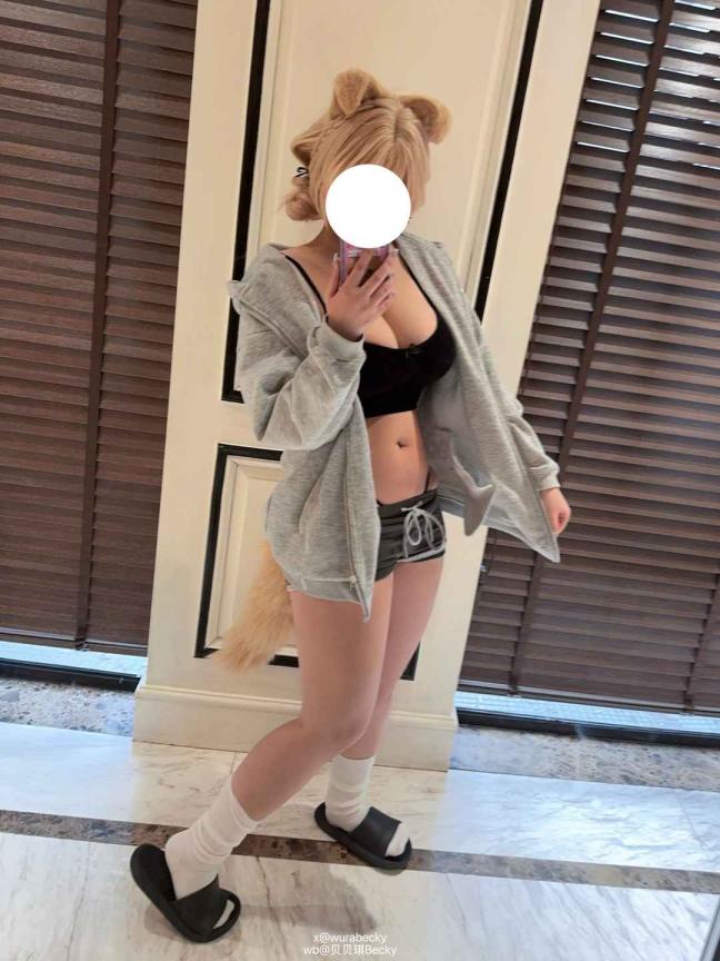 https://11.coserse.cc/i/2026/07/26/ip40p4.jpg
