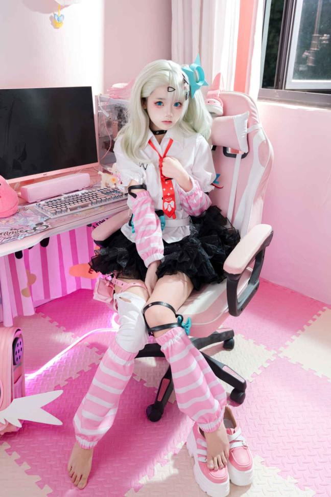 https://11.coserse.cc/i/2026/07/26/qmoskd.jpg