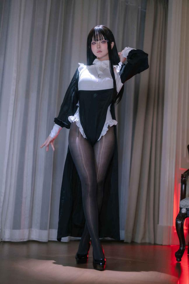 No.048 – 黑丝修女 [40P]-cos